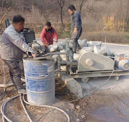 营根镇路面下沉注浆